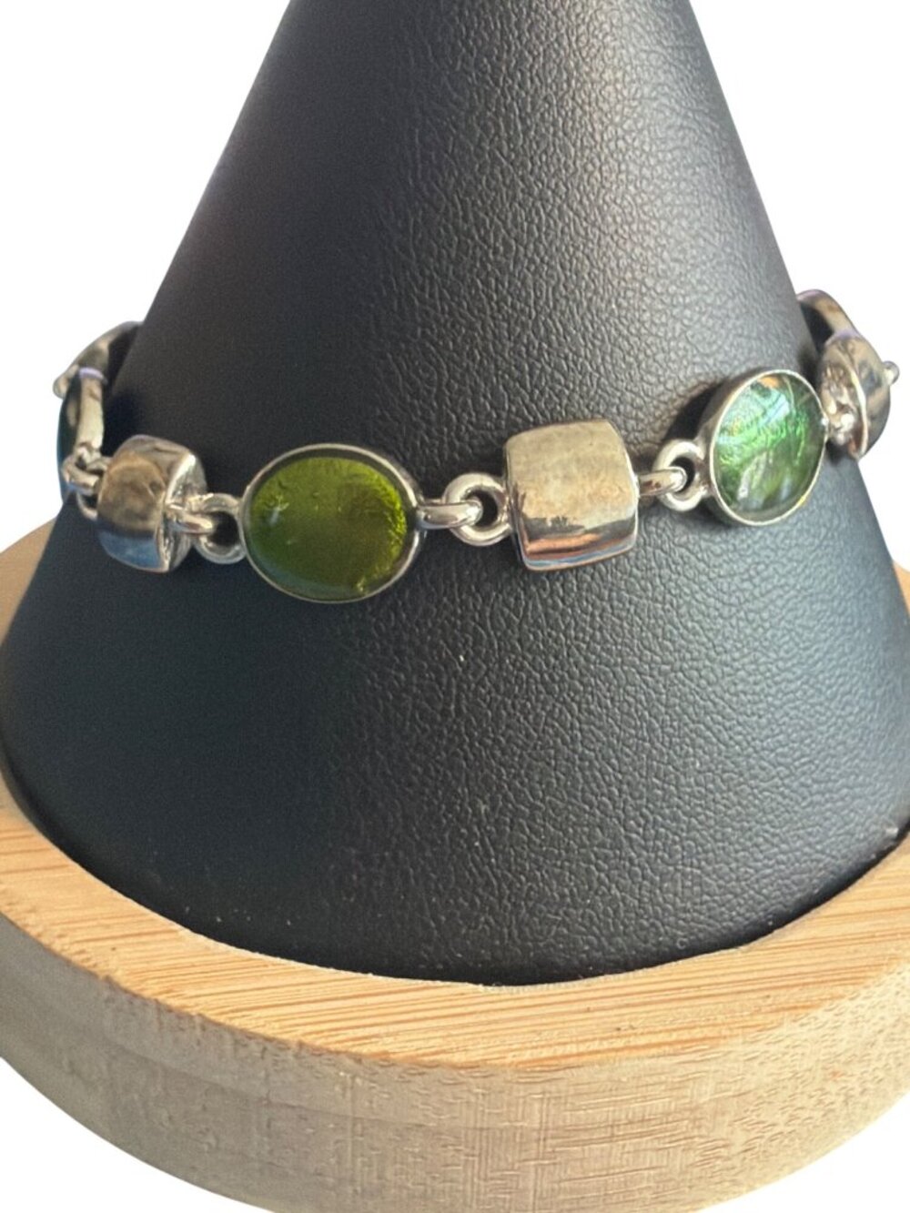 Vintage Liz Claiborne Silver Tone Green Enamel Link Bracelet Fold Over Clasp 7"